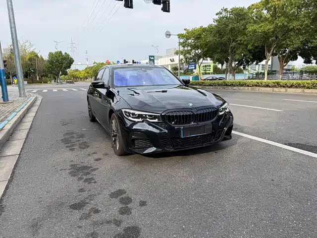 BMW 3 Series 2021 — купить из Китая под заказ
