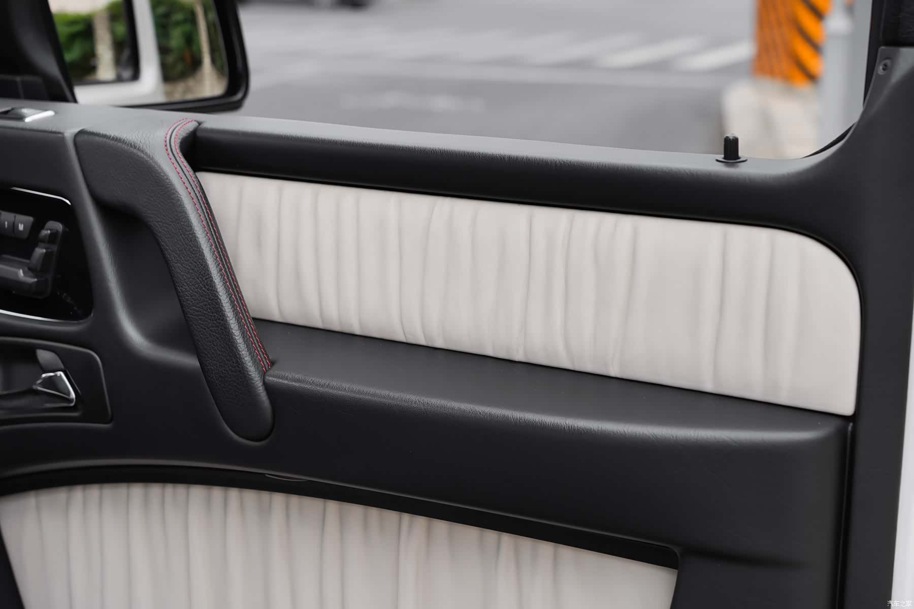 Mercedes-Benz G-Class, 2016 27