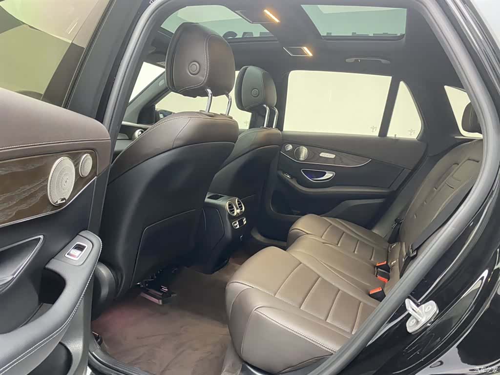 Mercedes-Benz GLC, 2023 21