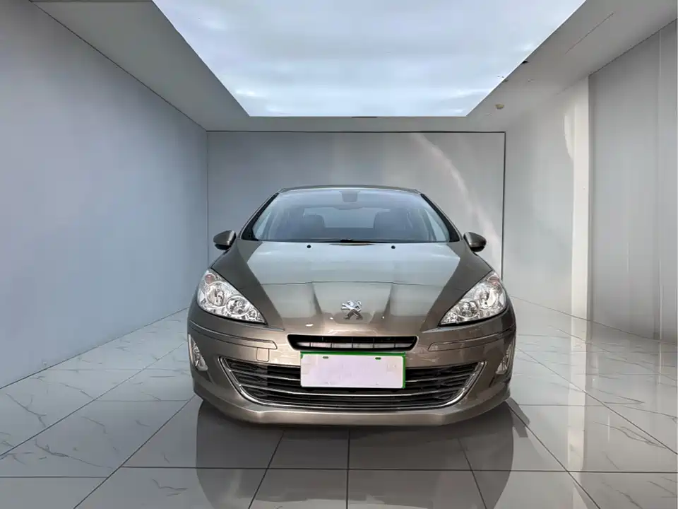 Peugeot 408