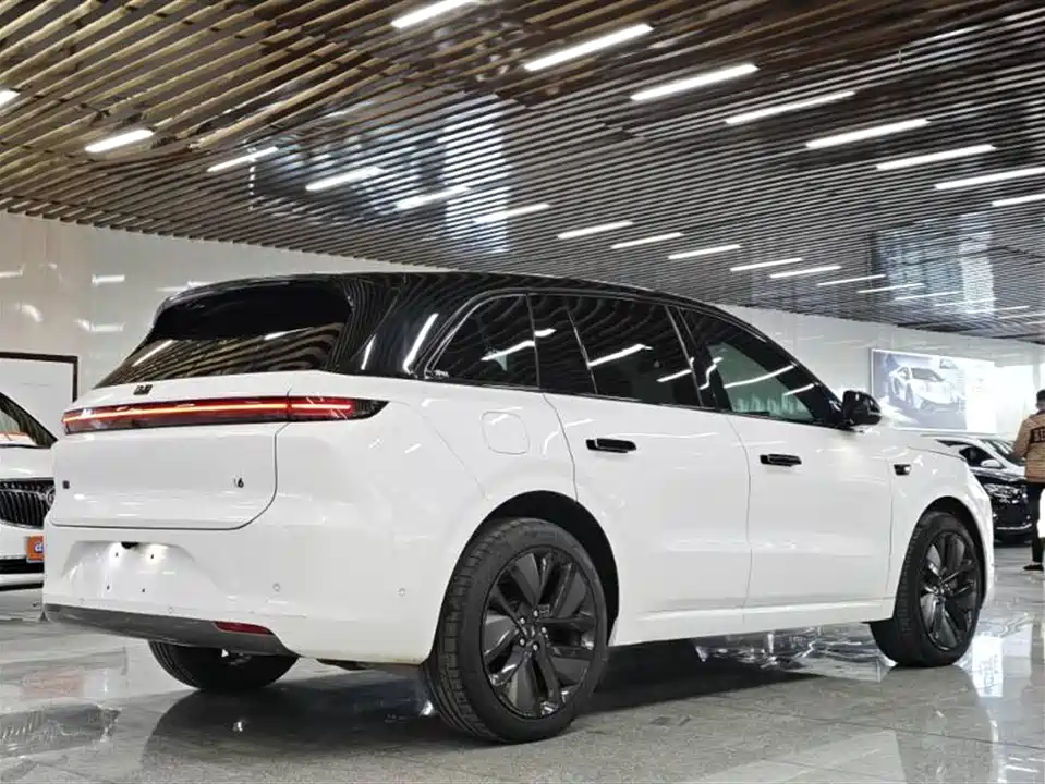 Li Auto Ideal L6