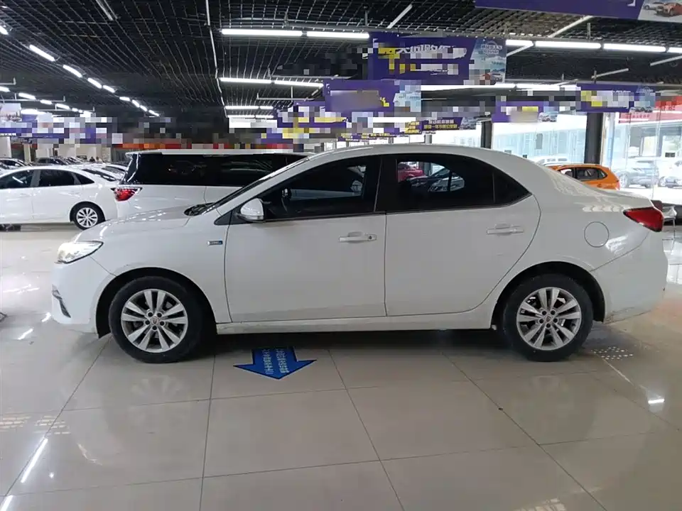 Roewe 360