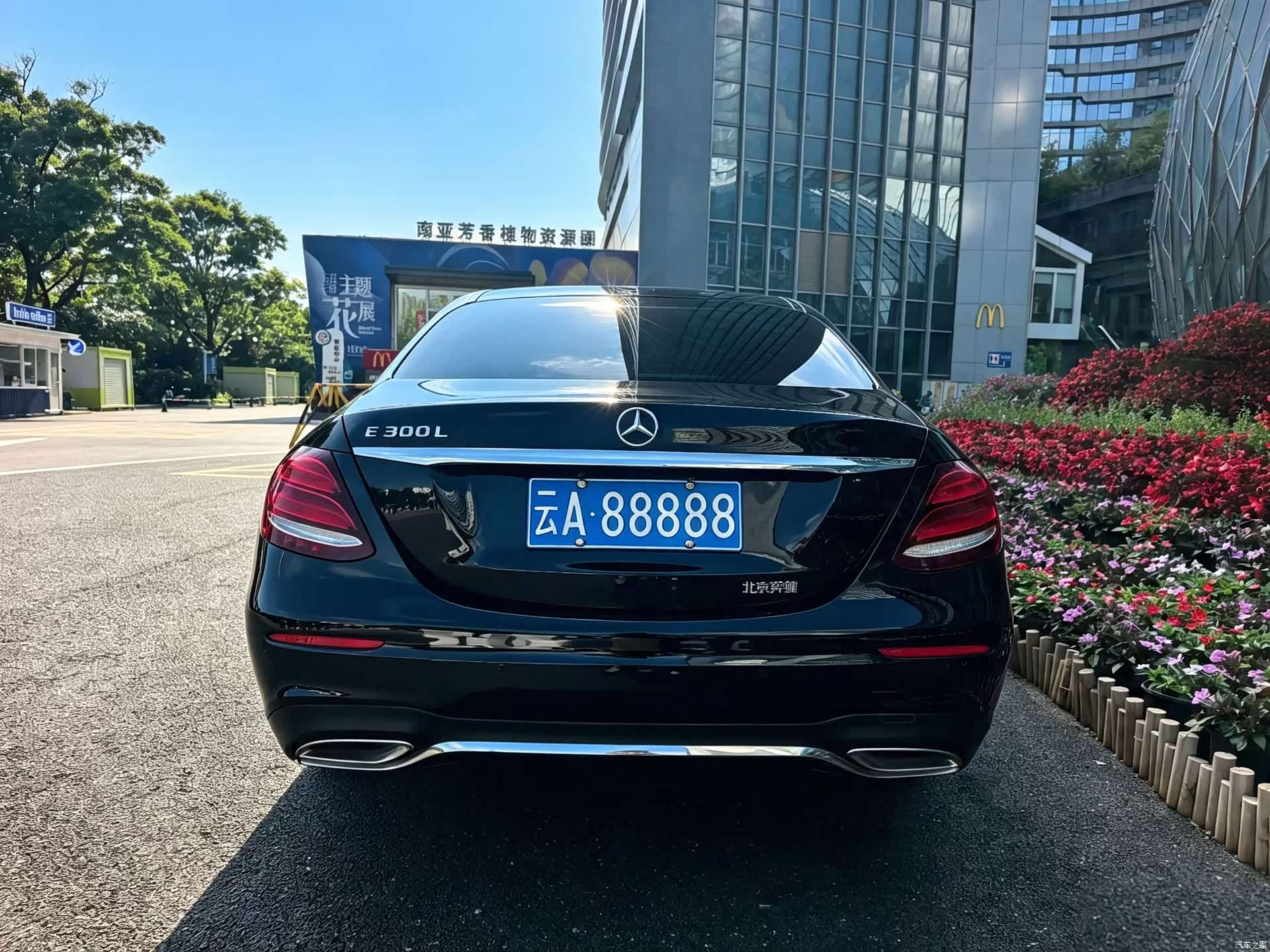 Mercedes-Benz E-Class, 2018 9