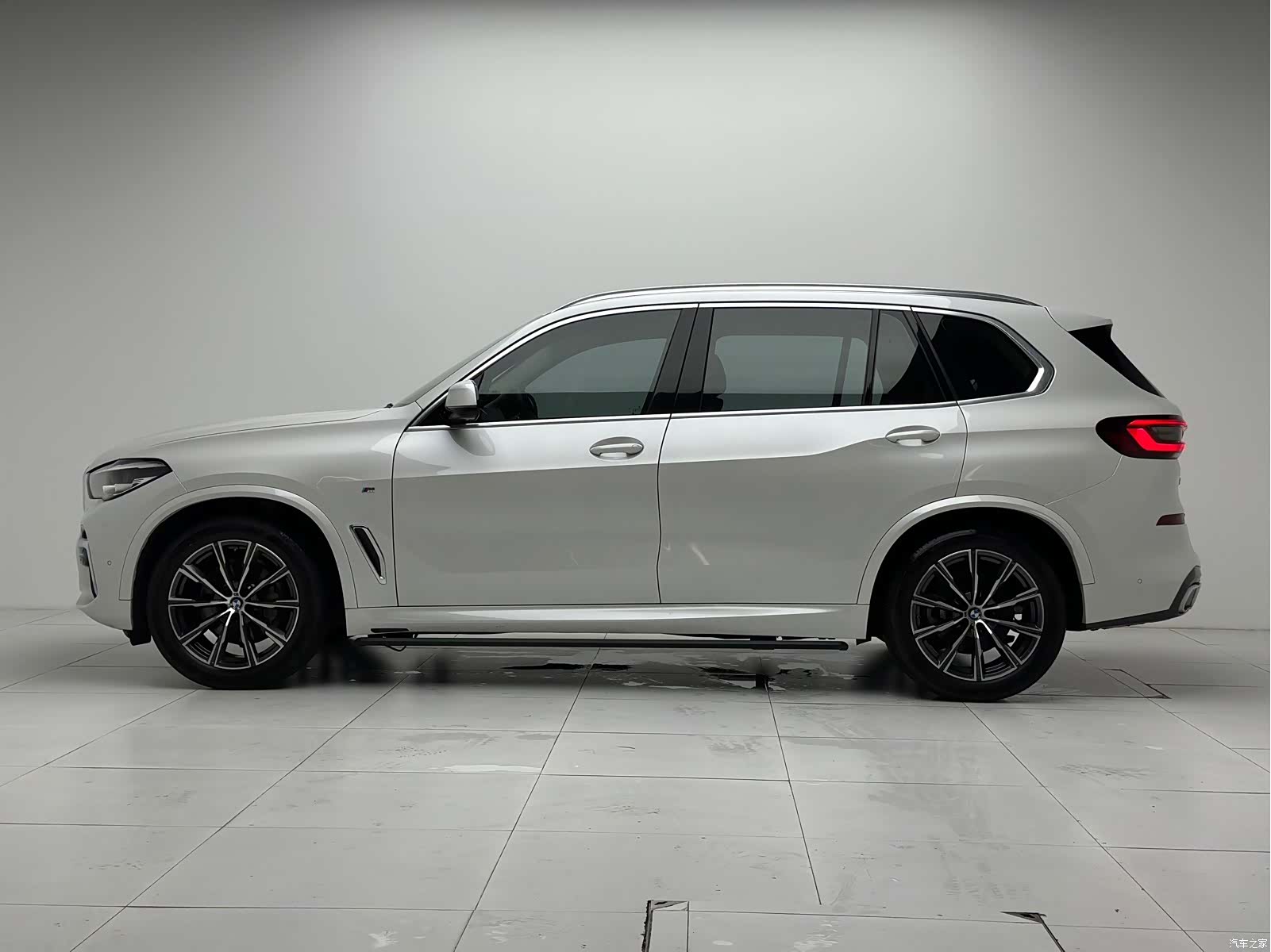 BMW X5, 2023 23