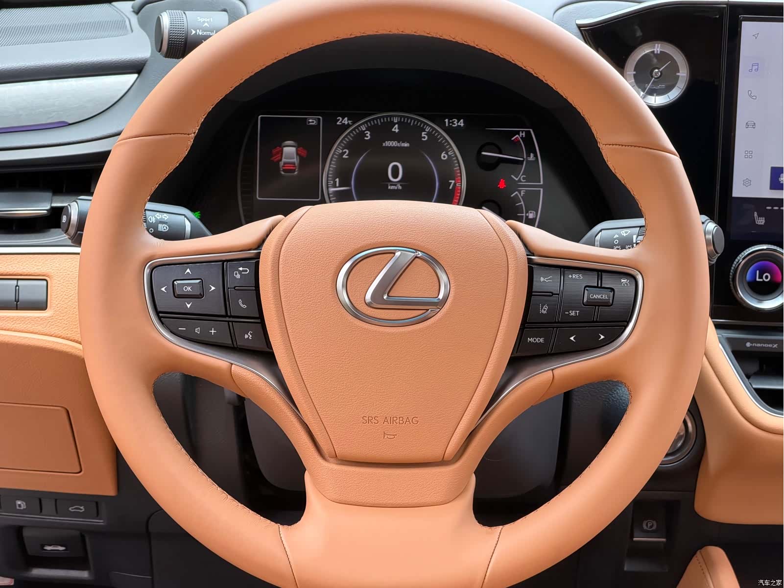 Lexus ES, 2025 7