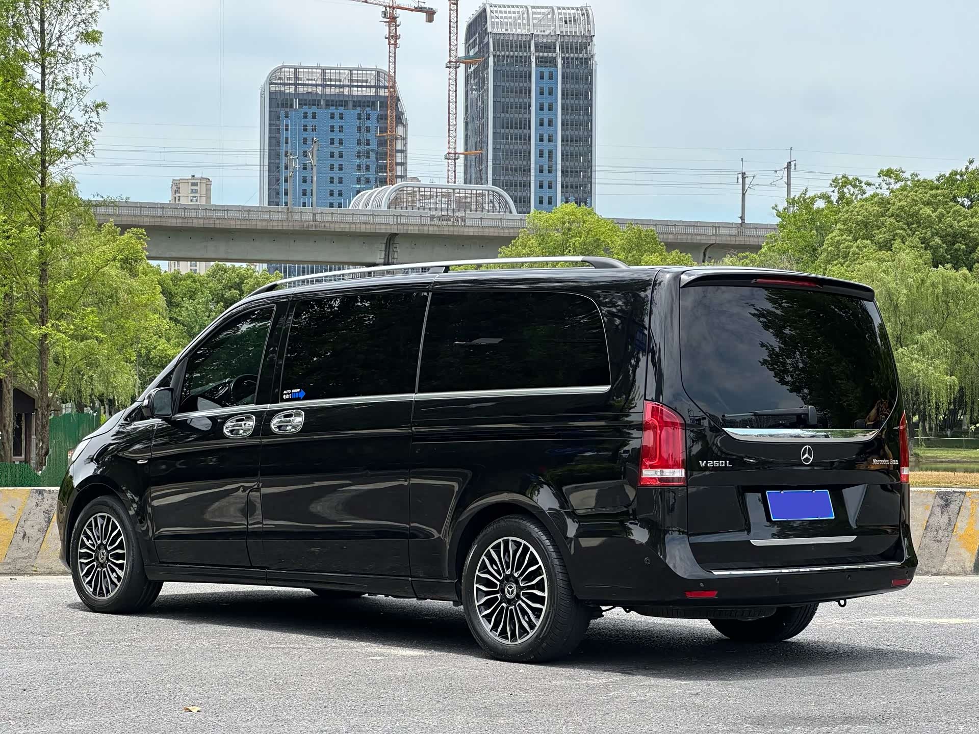 Mercedes-Benz V-Class, 2019 все фото