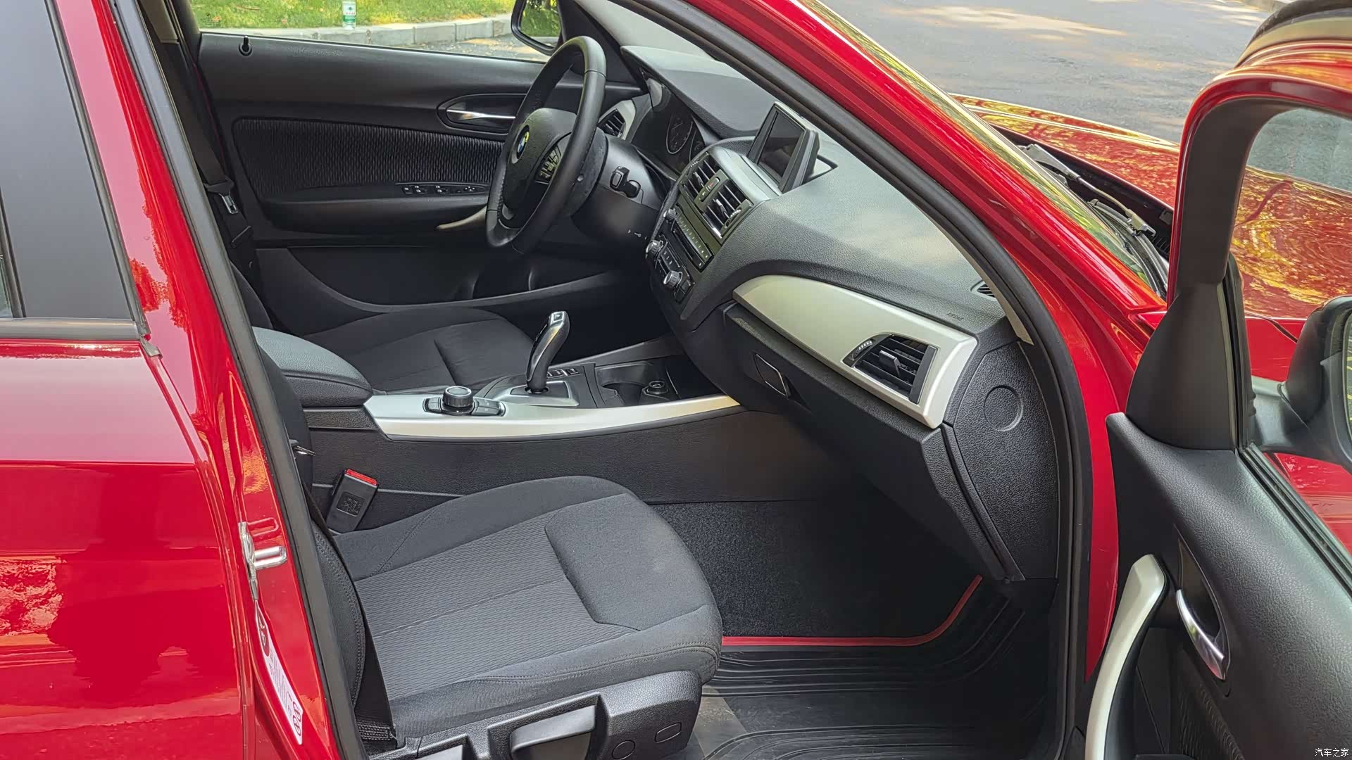 BMW 1 Series, 2013 32