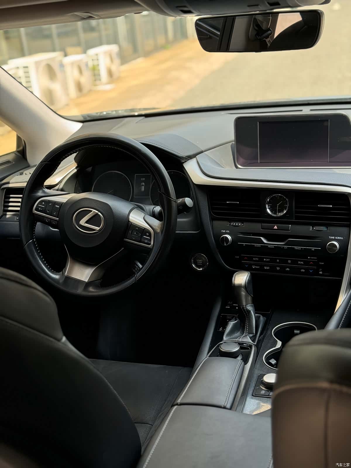 Lexus RX, 2019 7