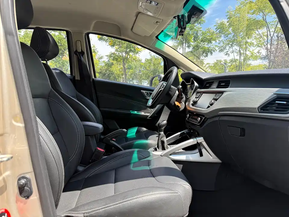 Geely Vision X3