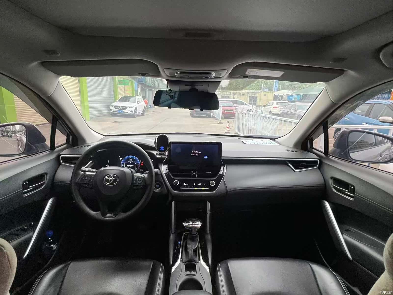 Toyota Corolla, 2024 все фото