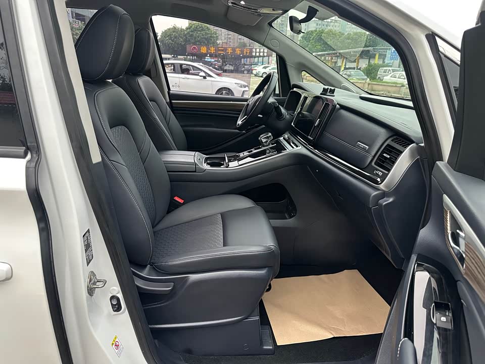 Trumpchi Trumpchi M8