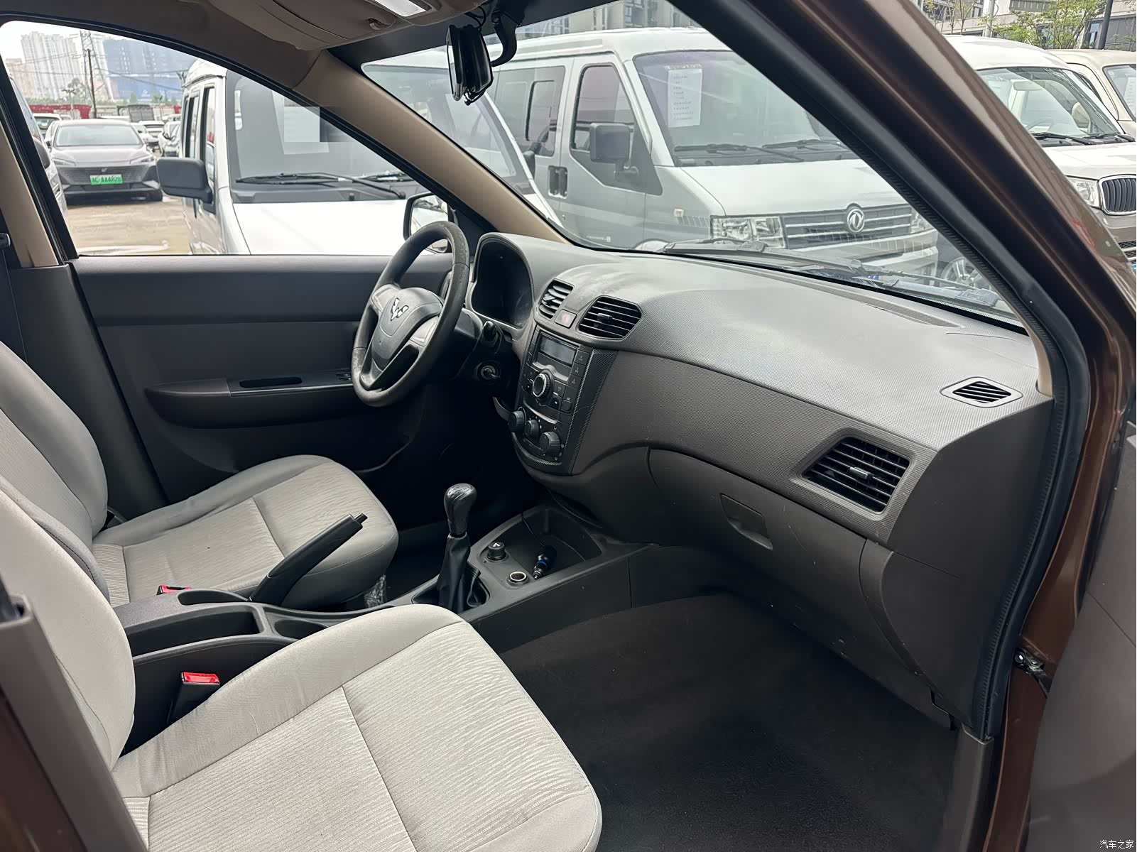 Wuling Hongguang, 2017 6