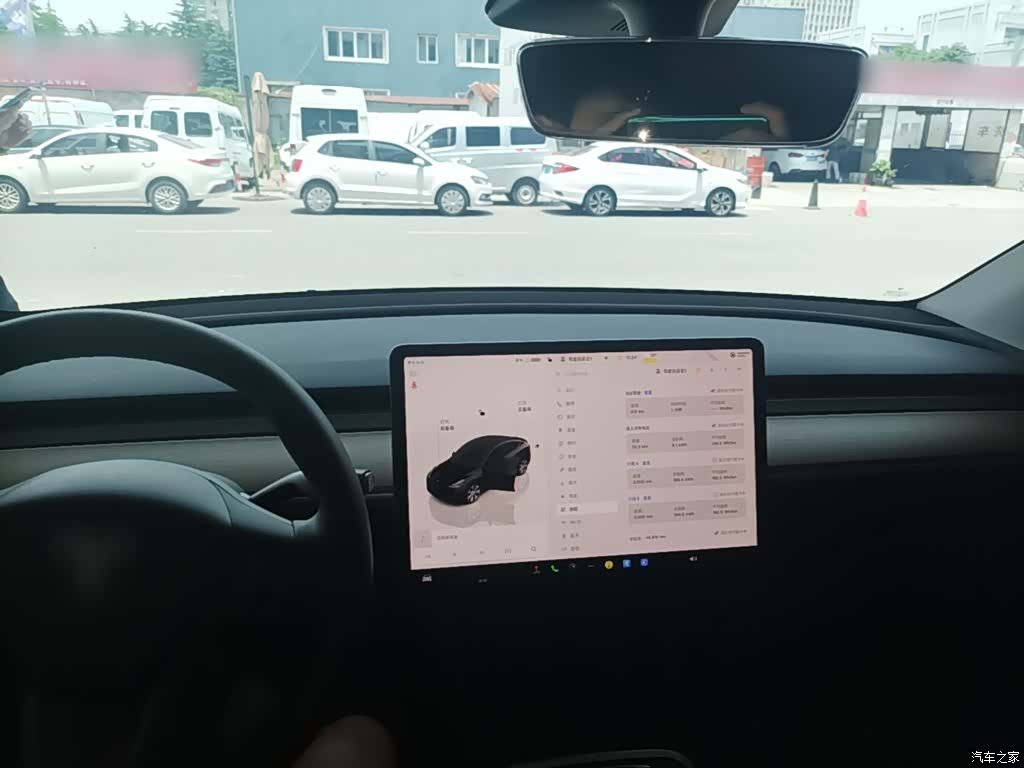 Tesla Model Y, 2022 10