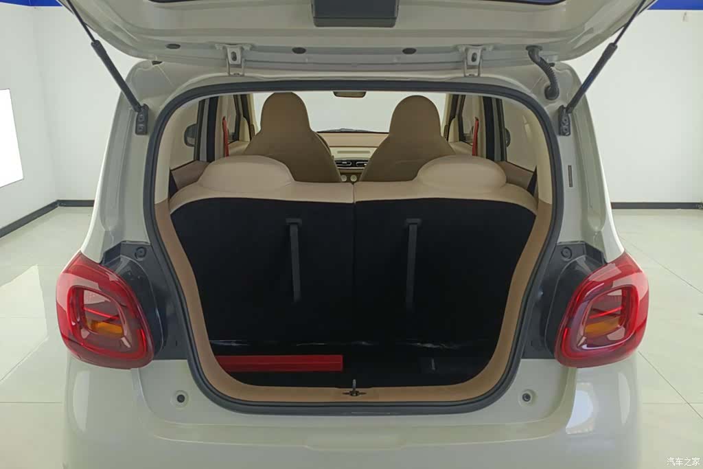Wuling MINIEV, 2025 4