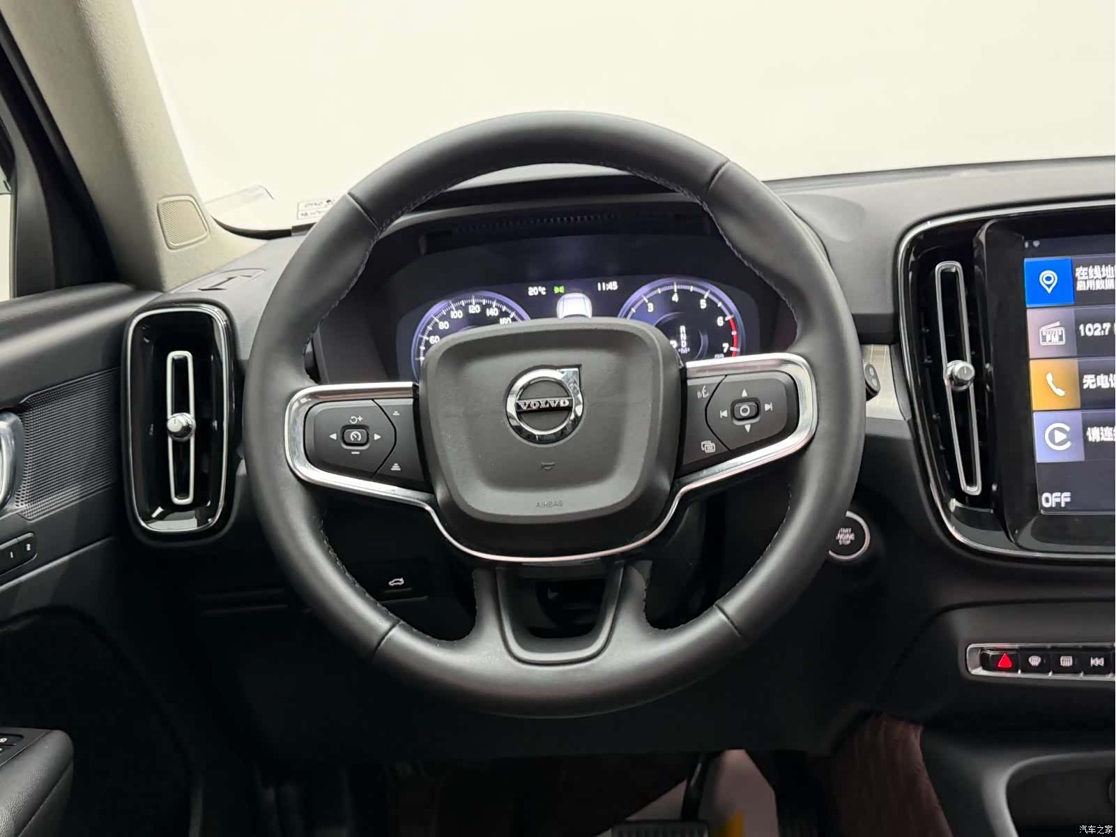 Volvo XC40, 2022 26
