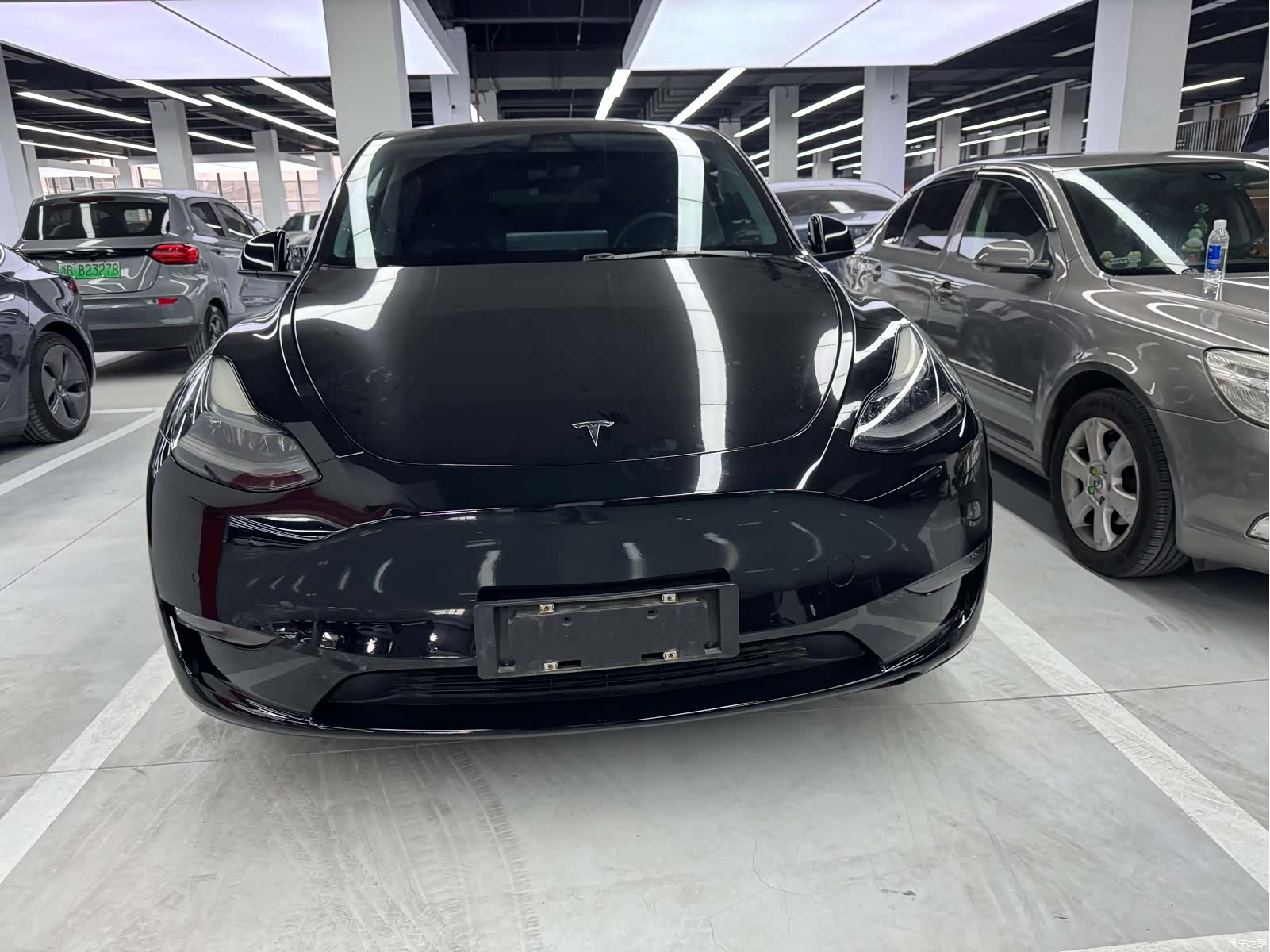 Tesla Model Y, 2021 2