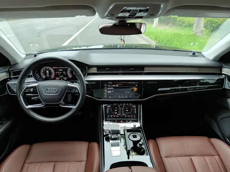 Audi A8 Audi A8
