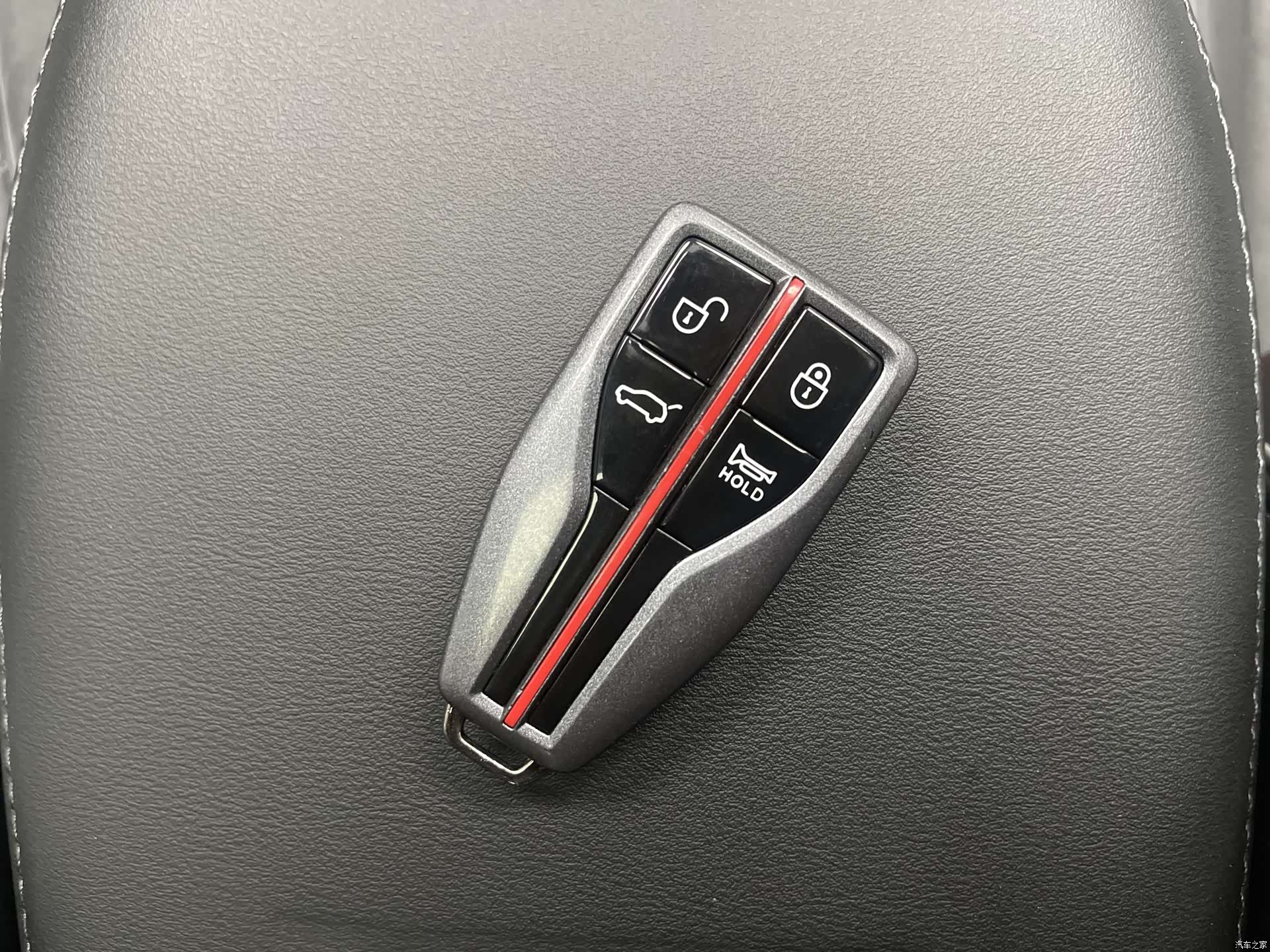 Hongqi HS5, 2020 12
