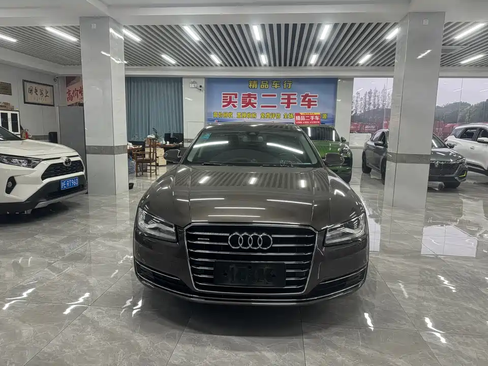 Audi A8