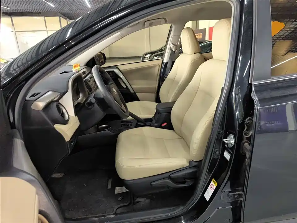 Toyota RAV4 Rongfang