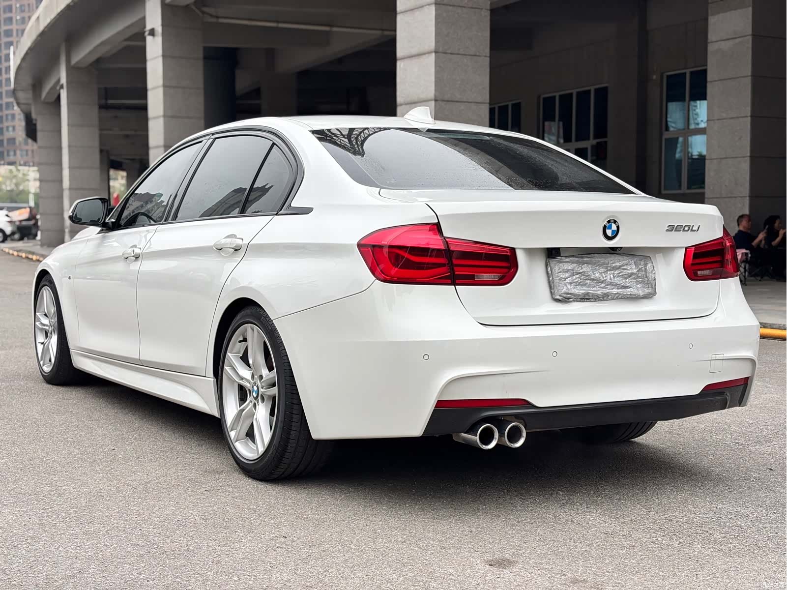 BMW 3 Series, 2018 все фото
