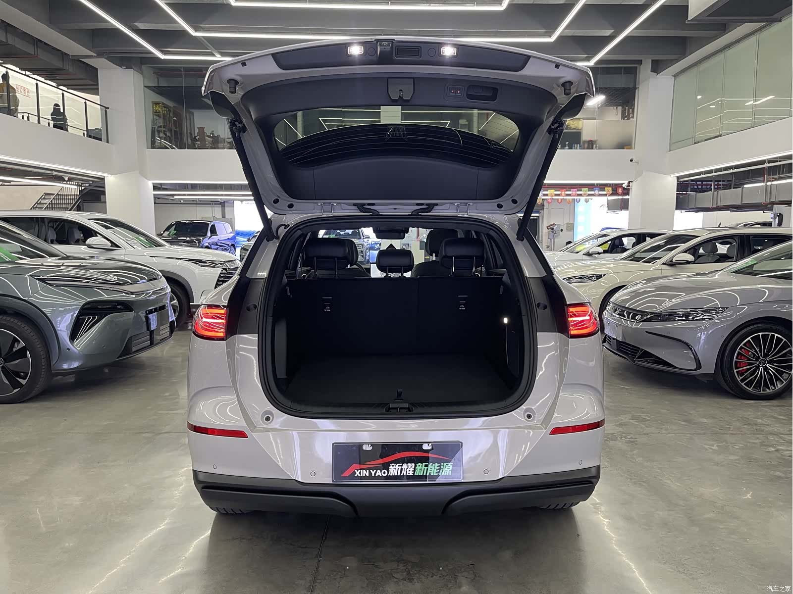 BYD HiAce, 2025 12