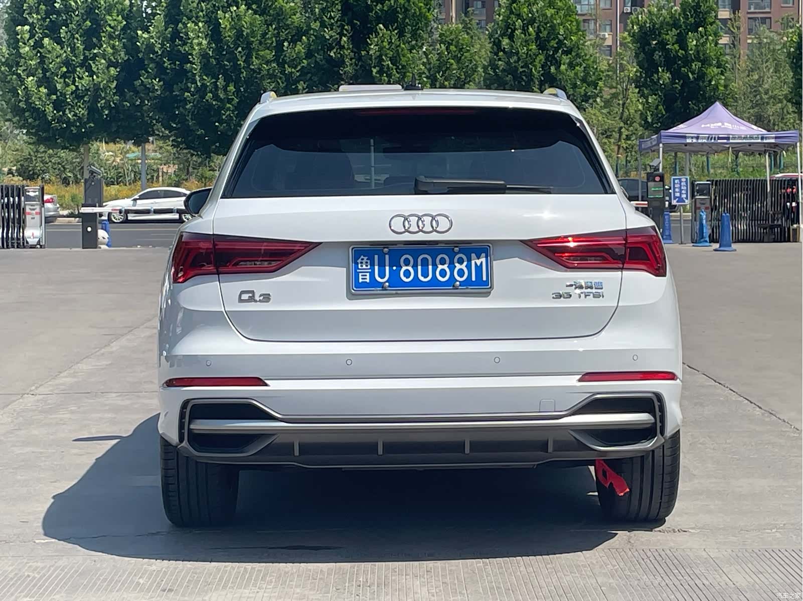 Audi Q3, 2022 11