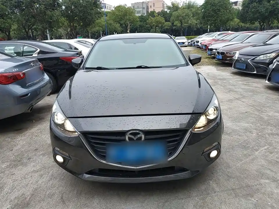 Mazda 3 Angkesaila