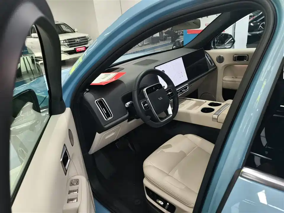 Li Auto Ideal L7