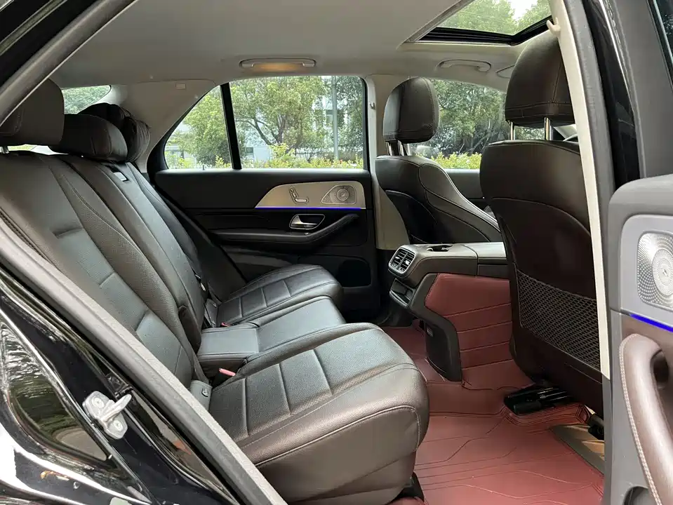 Mercedes-Benz GLE Mercedes-Benz GLE