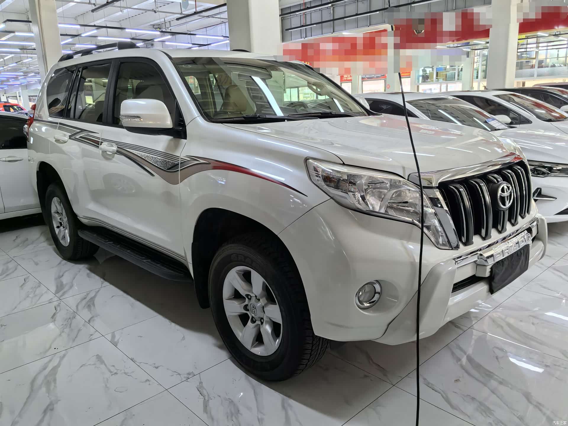 Toyota Prado, 2014 3