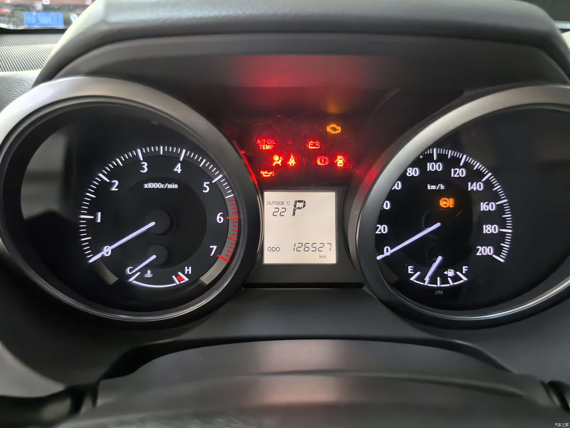 Toyota Prado, 2014 10