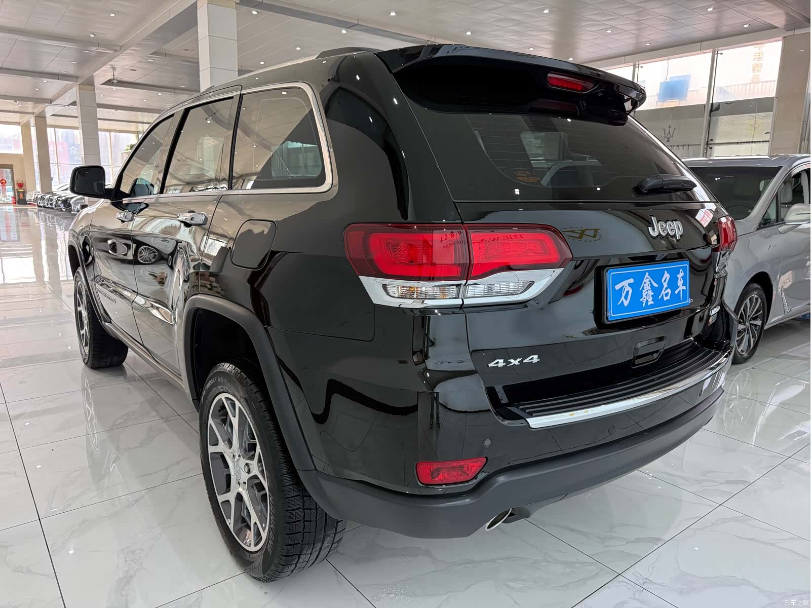 Jeep Grand Cherokee, 2022 18