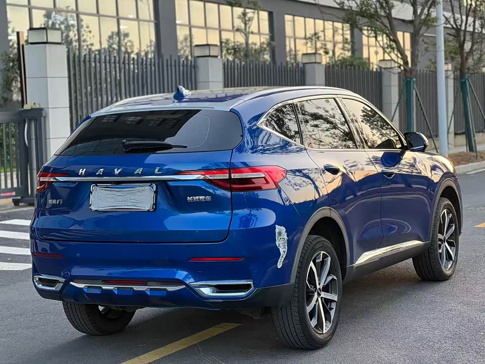 Haval F7