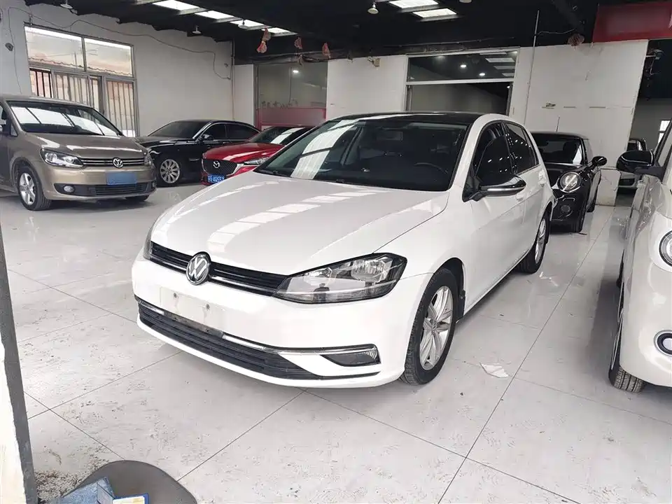 Volkswagen golf