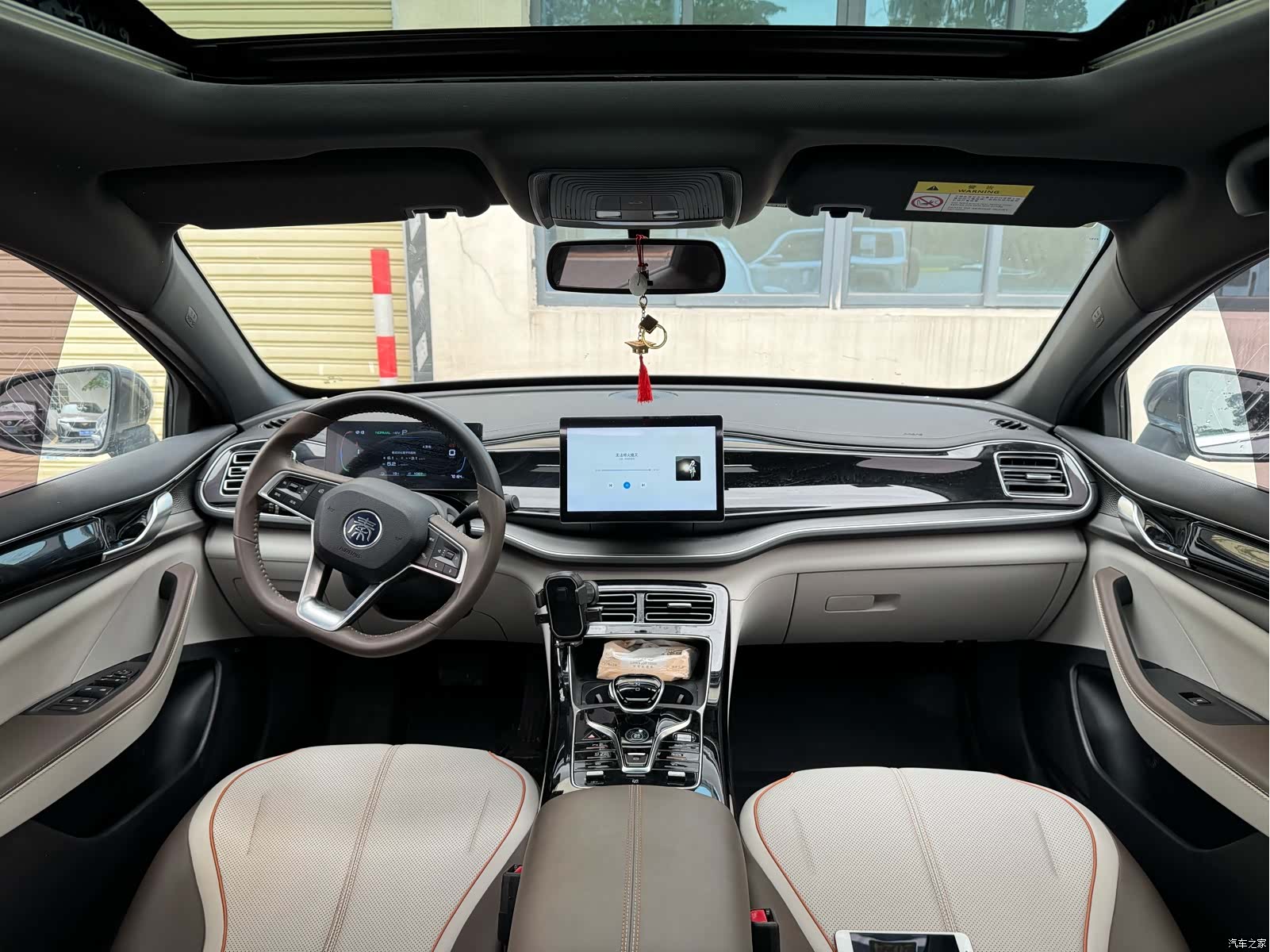 BYD Qin, 2023 все фото