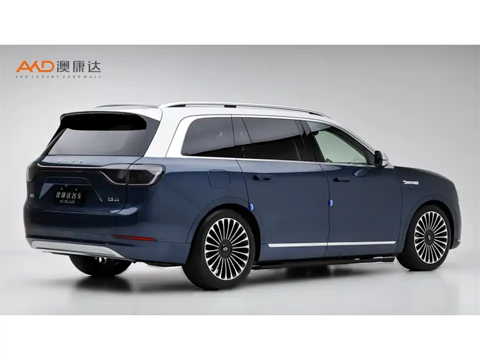 AITO Ask the world M9