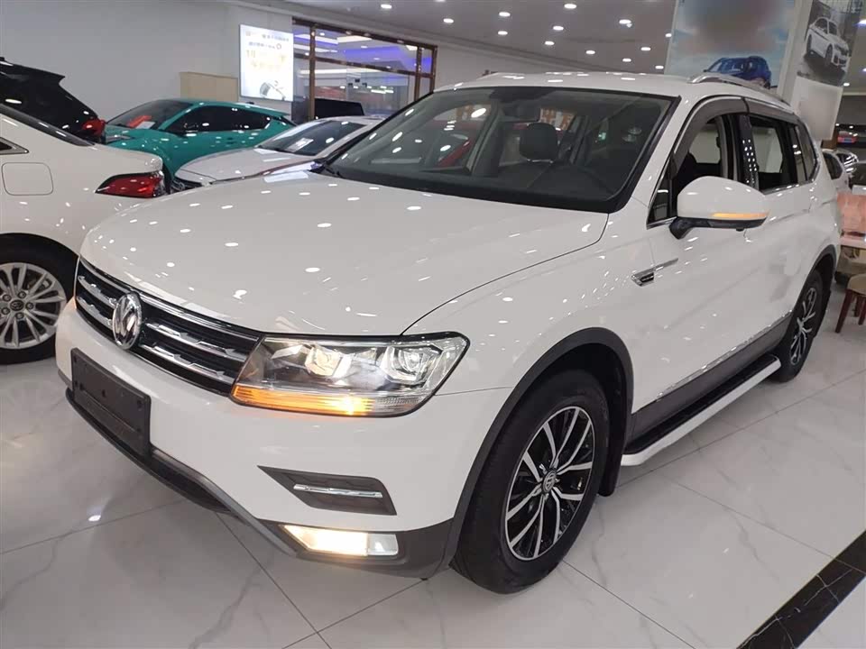 Volkswagen Tiguan L