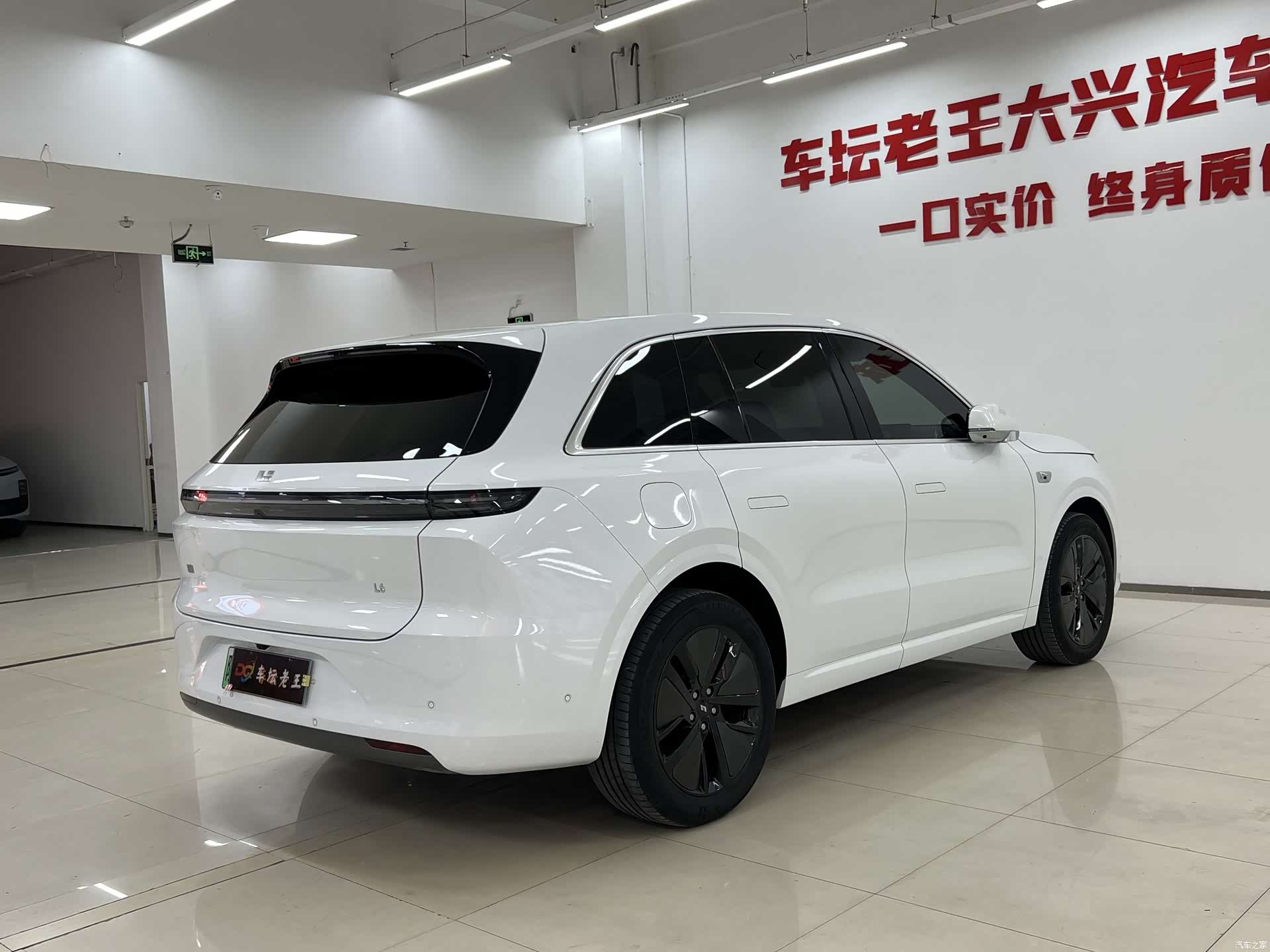 Li Auto L6, 2024 4