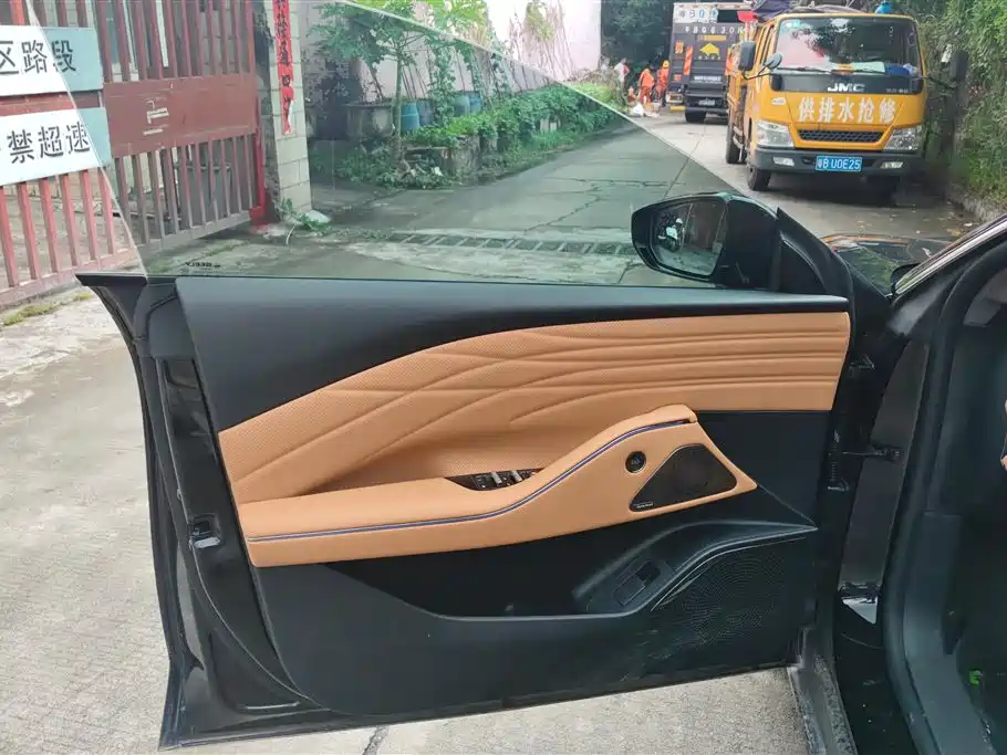 Geely Galaxy Galaxy Sparkle 8