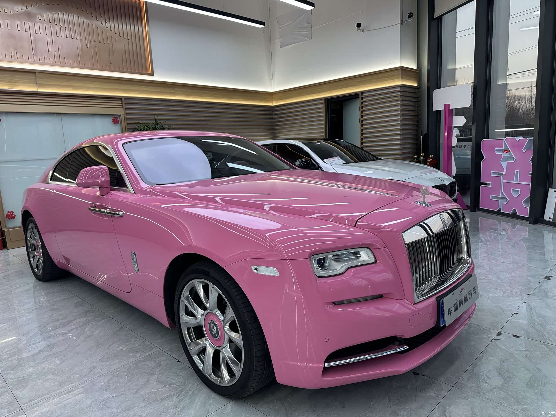 Rolls-Royce Wraith, 2020 3