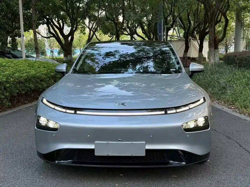 XPENG P7
