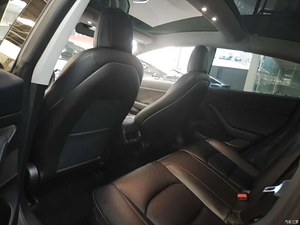 Tesla Model 3, 2020 17