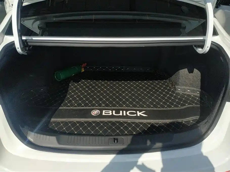 Buick Yinglang