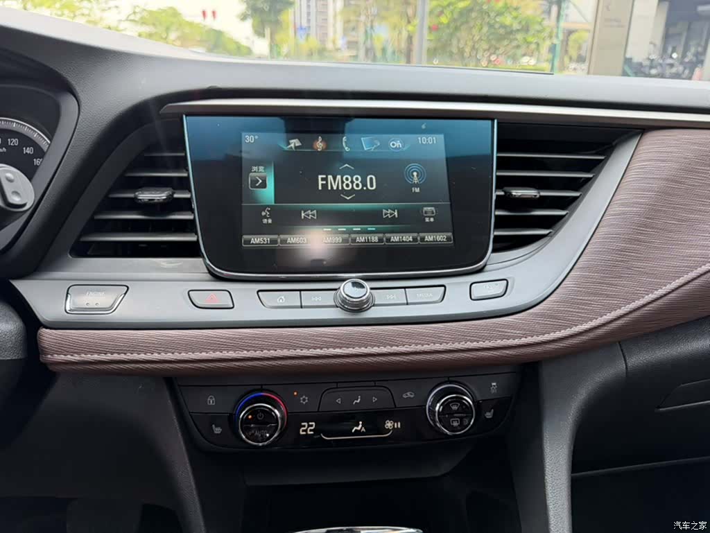 Buick GL6, 2017 6
