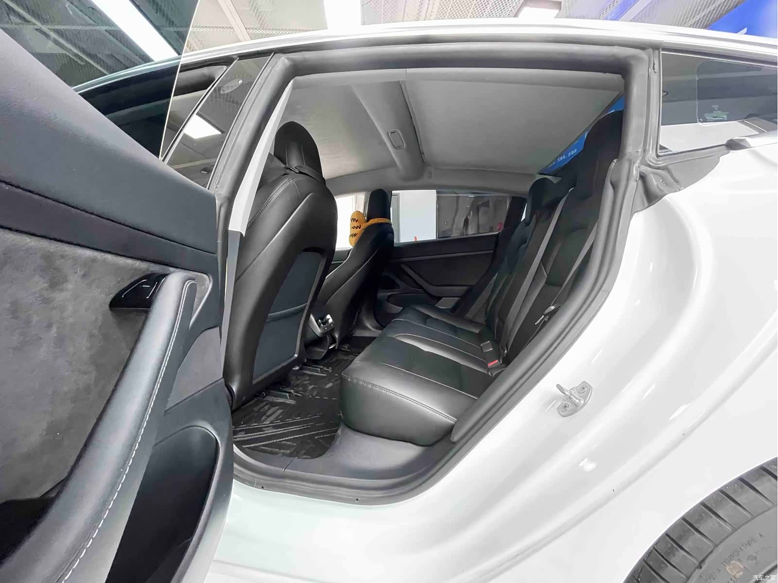 Tesla Model 3, 2020 9