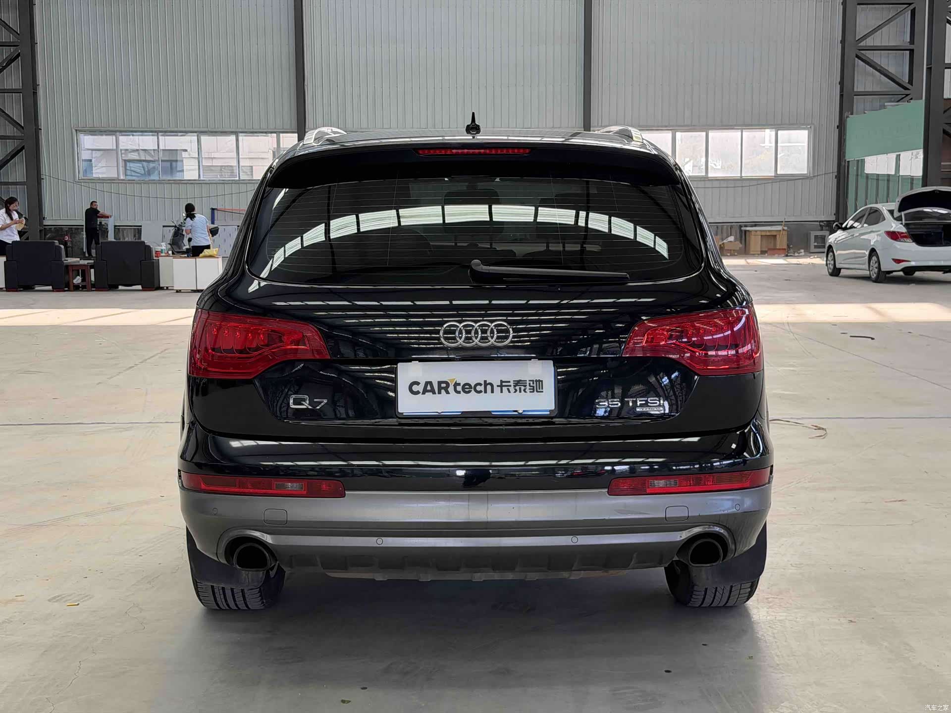 Audi Q7, 2013 6