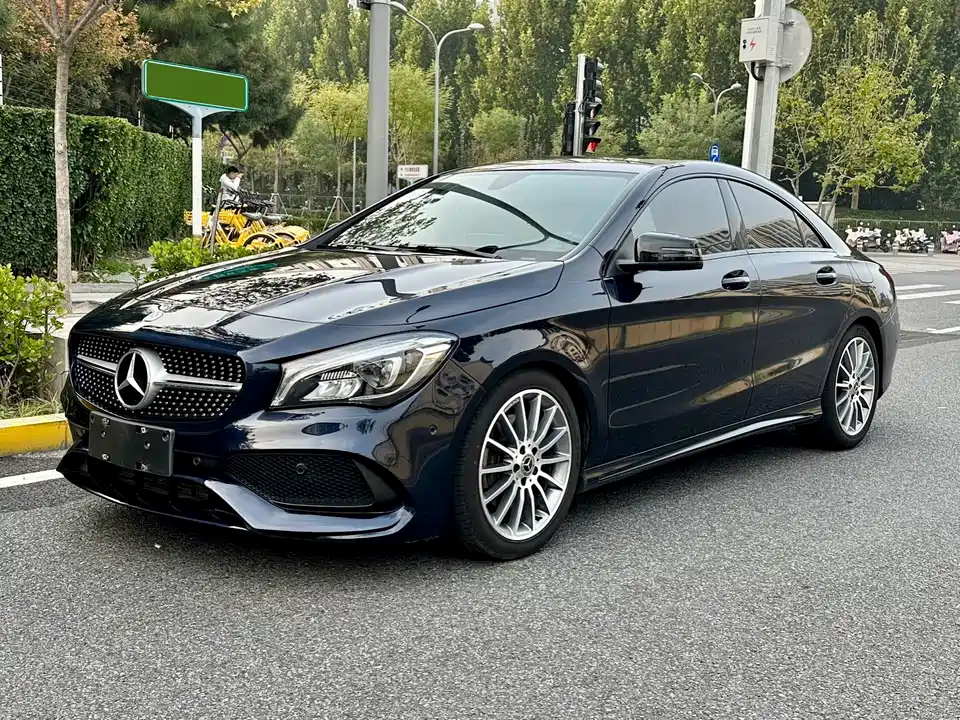 Mercedes-Benz CLA