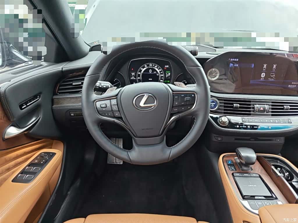 Lexus LS, 2021 11