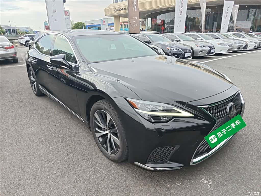 Lexus LS, 2021 4